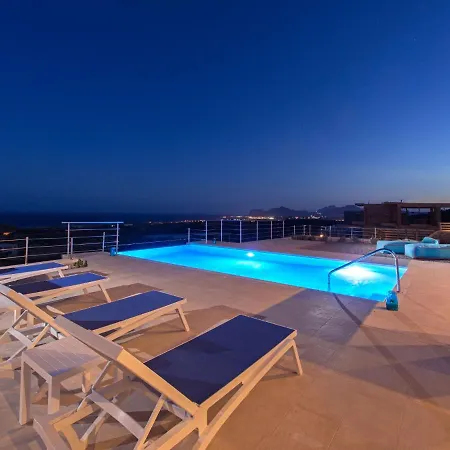 Beautiful With Infinity Pool And Sea View Villa